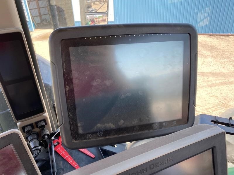 2018 White 9936 Planter