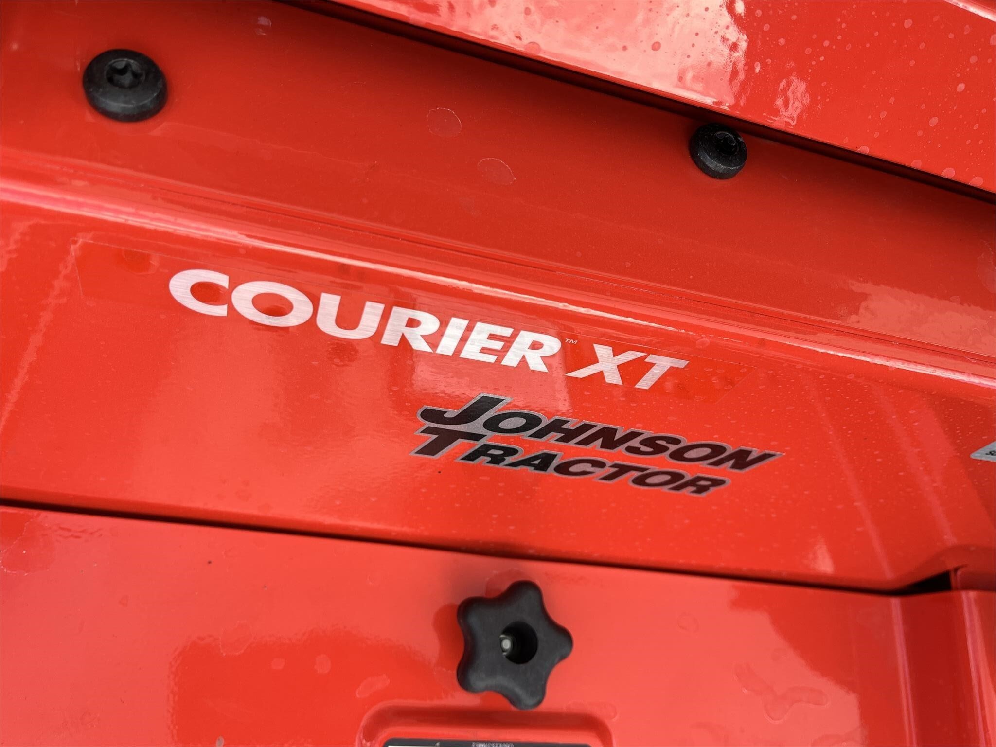 2023 Simplicity COURIER XT 2561 Lawn Mower