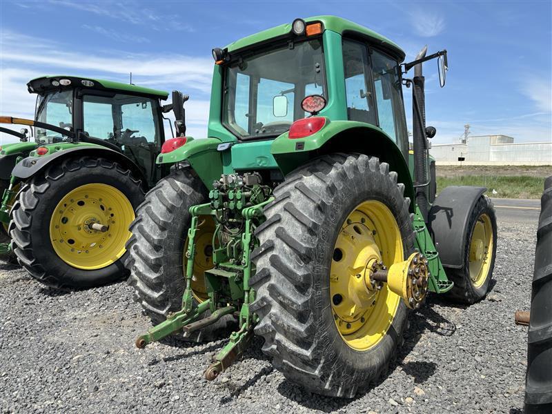 2003 John Deere 7420 Tractor