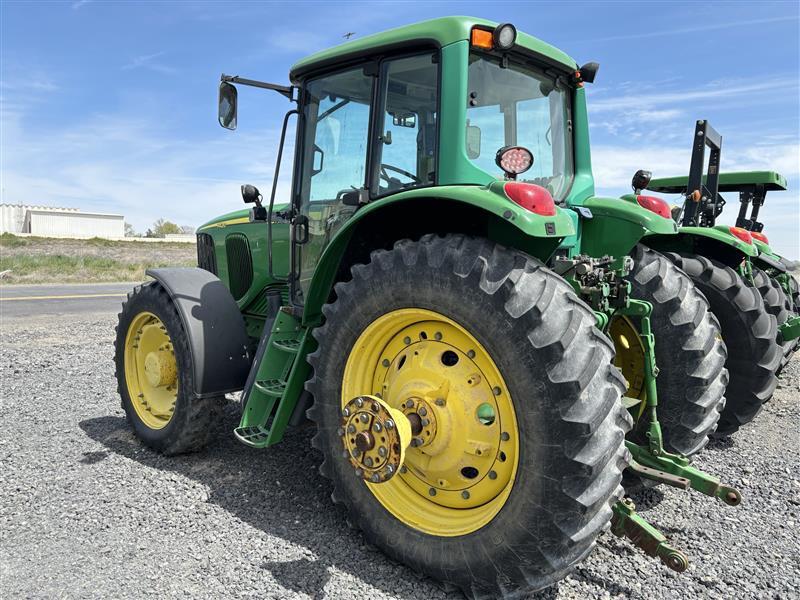 2003 John Deere 7420 Tractor