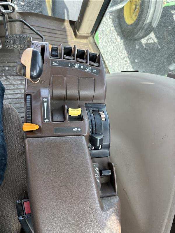 2003 John Deere 7420 Tractor