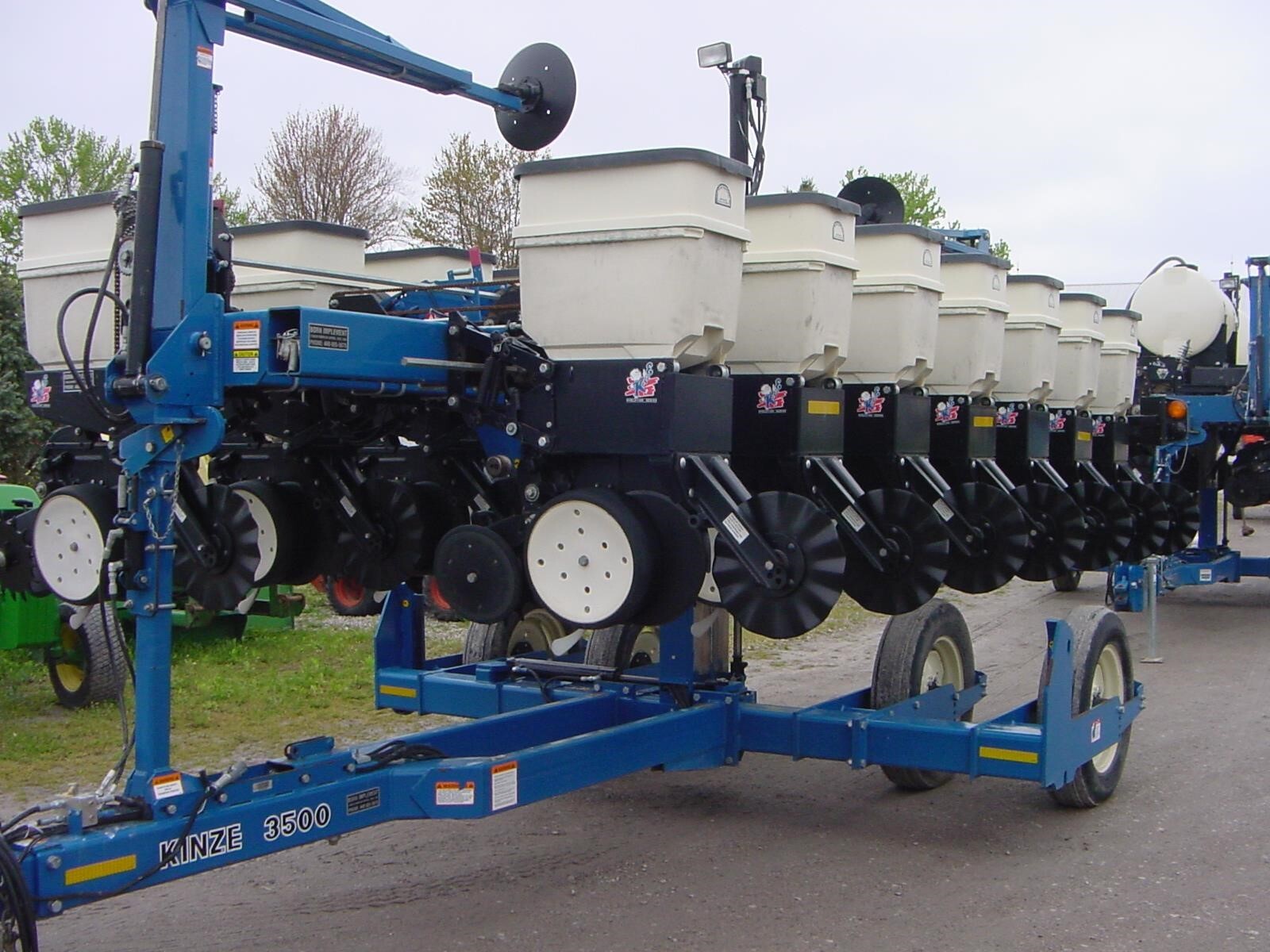 2010 Kinze 3500 Planter