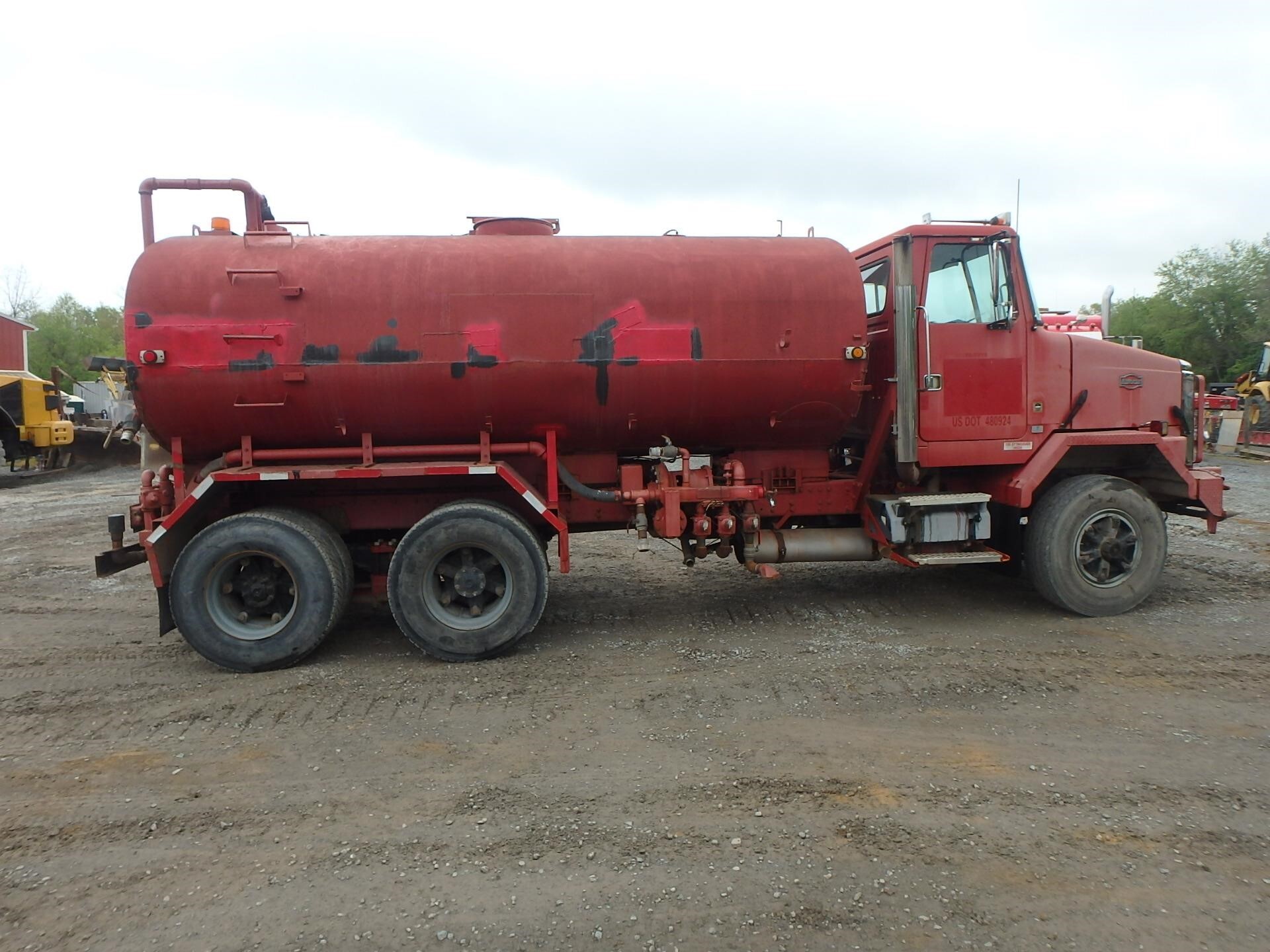 1991 AutoCar ACL64 Forestry and Mining