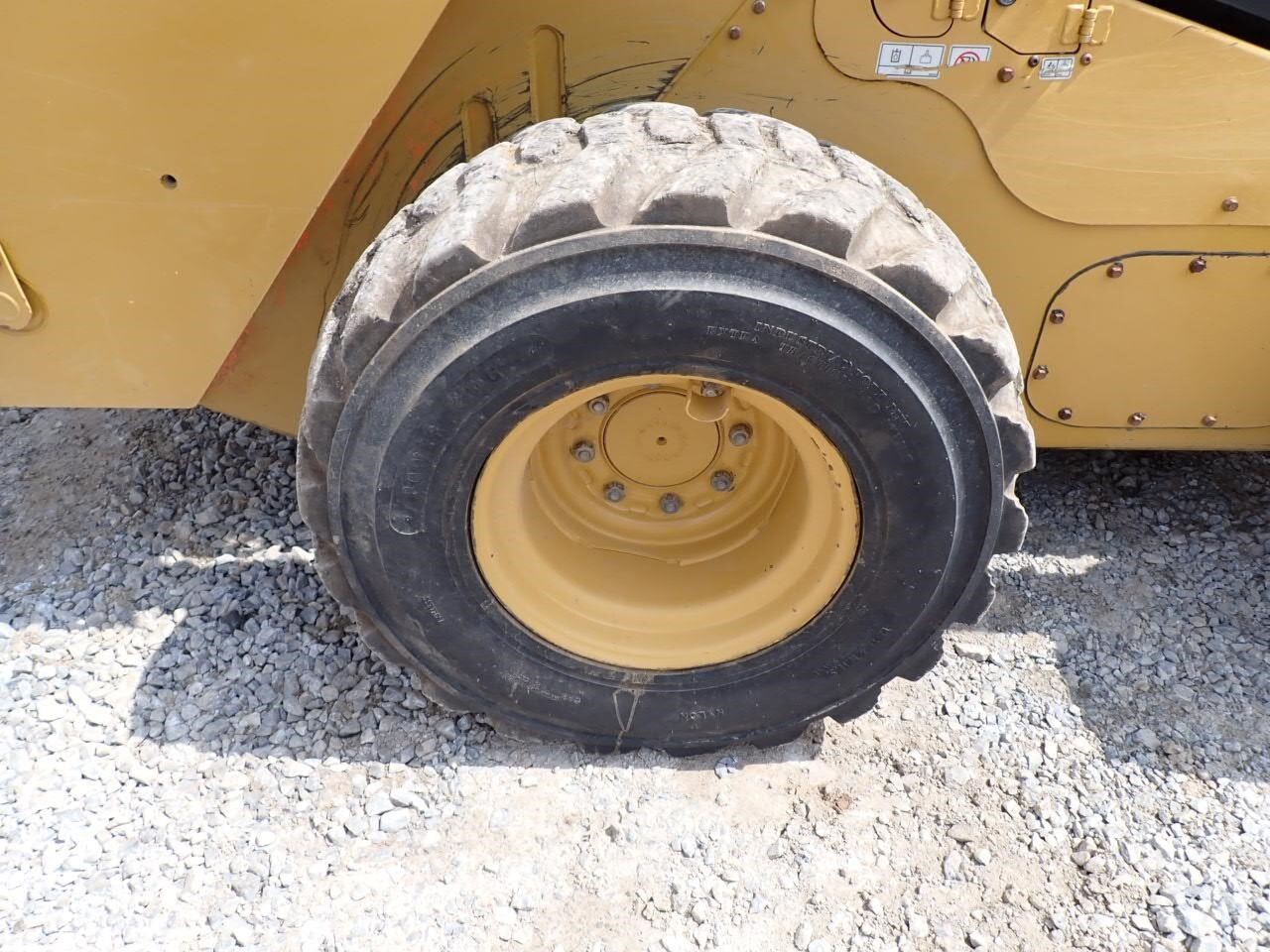 2019 Caterpillar 272D2 Skid Steer