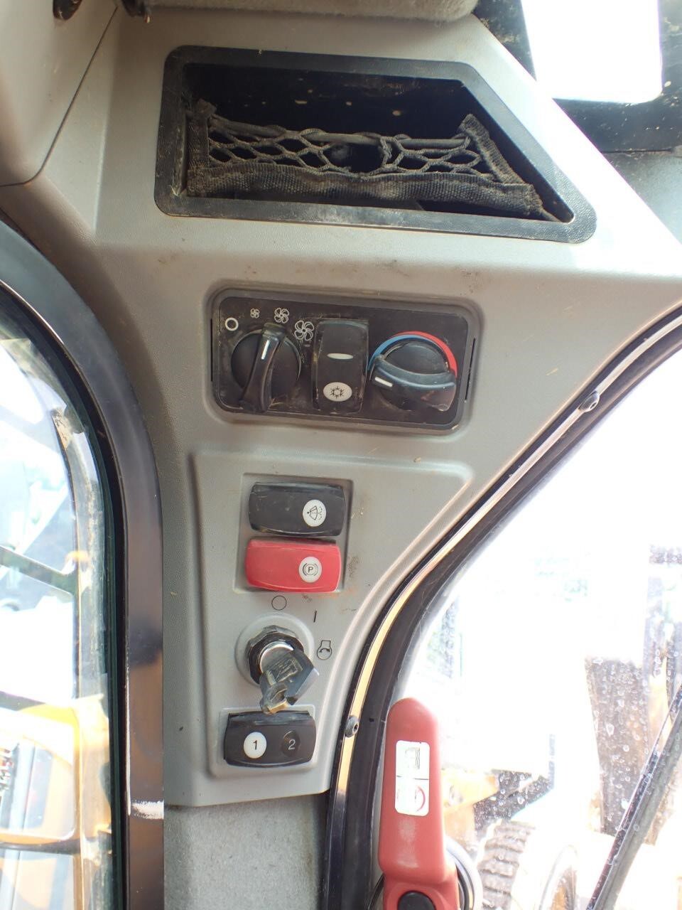 2019 Caterpillar 272D2 Skid Steer