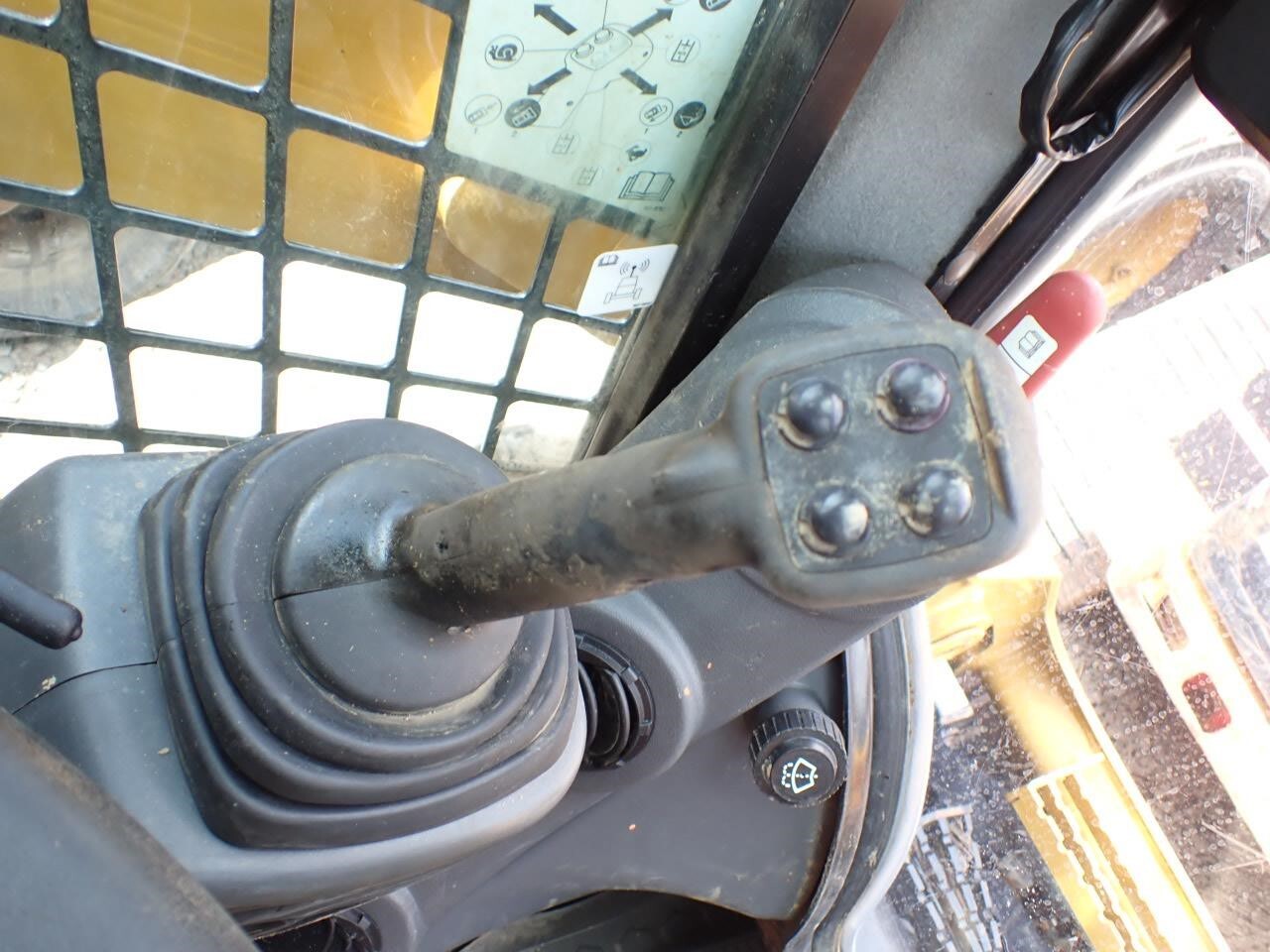 2019 Caterpillar 272D2 Skid Steer