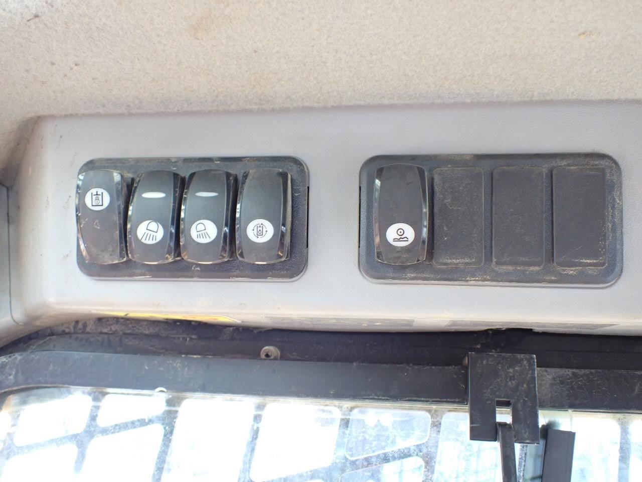 2019 Caterpillar 272D2 Skid Steer