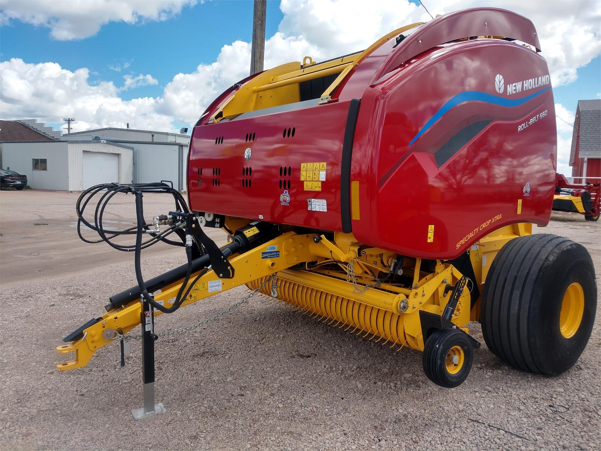 2024 New Holland Roll-Belt 560 Round Baler