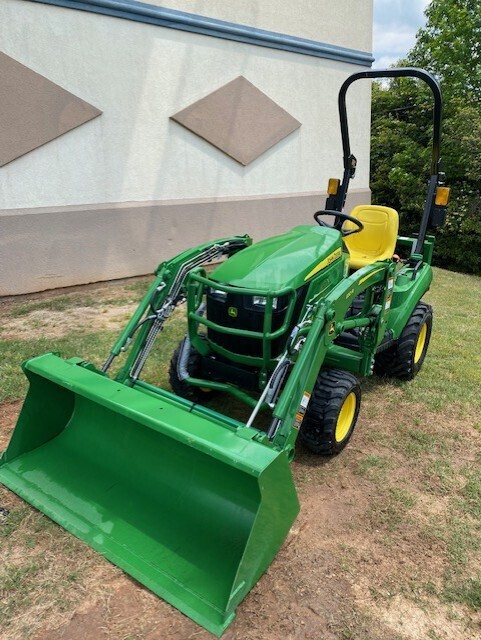 2025 John Deere 1023E Tractor