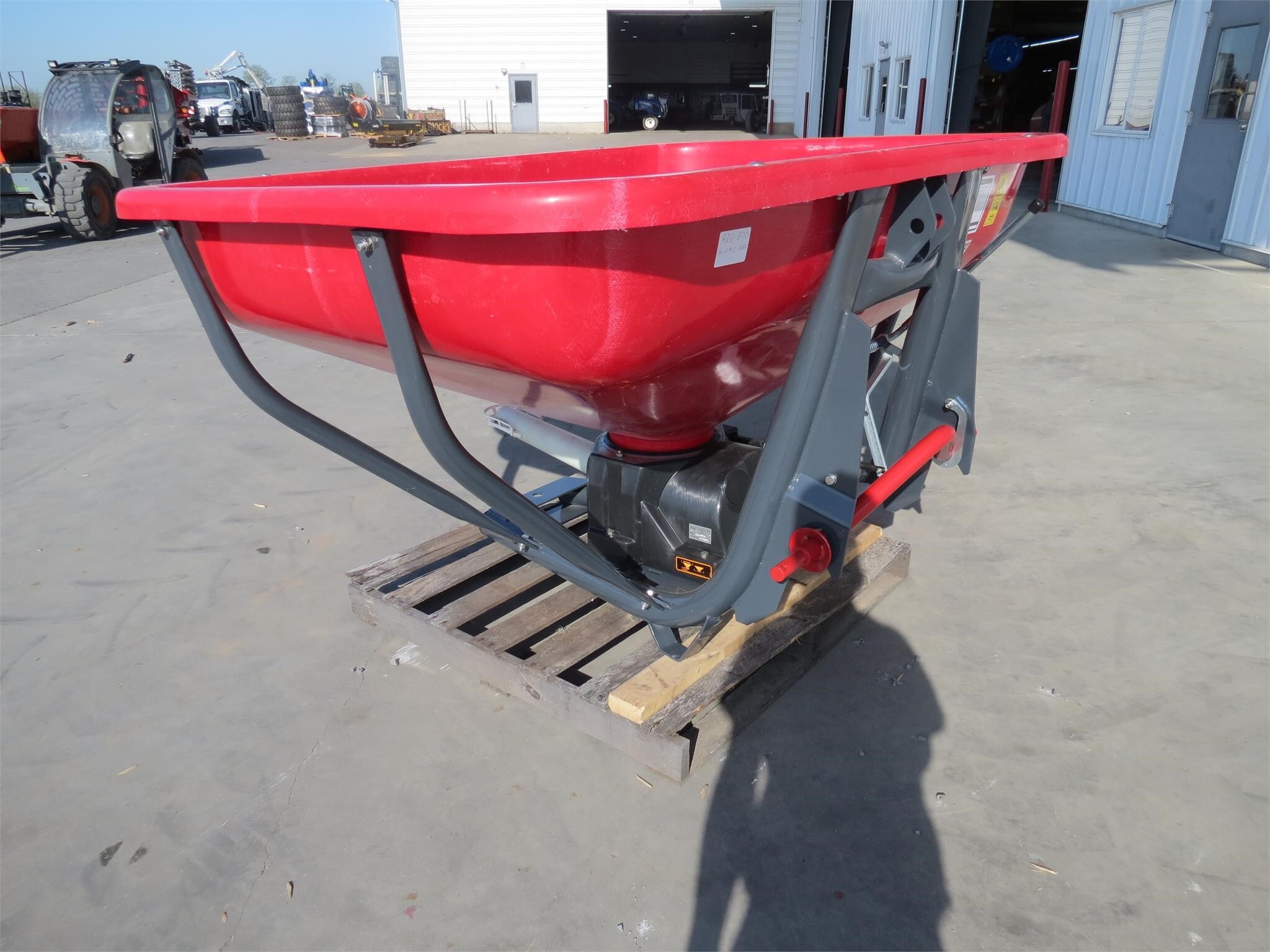 2025 BMC AIG800 Pull-Type Fertilizer Spreader