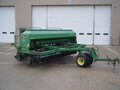 2001 John Deere 1560 Drill