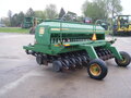 2001 John Deere 1560 Drill