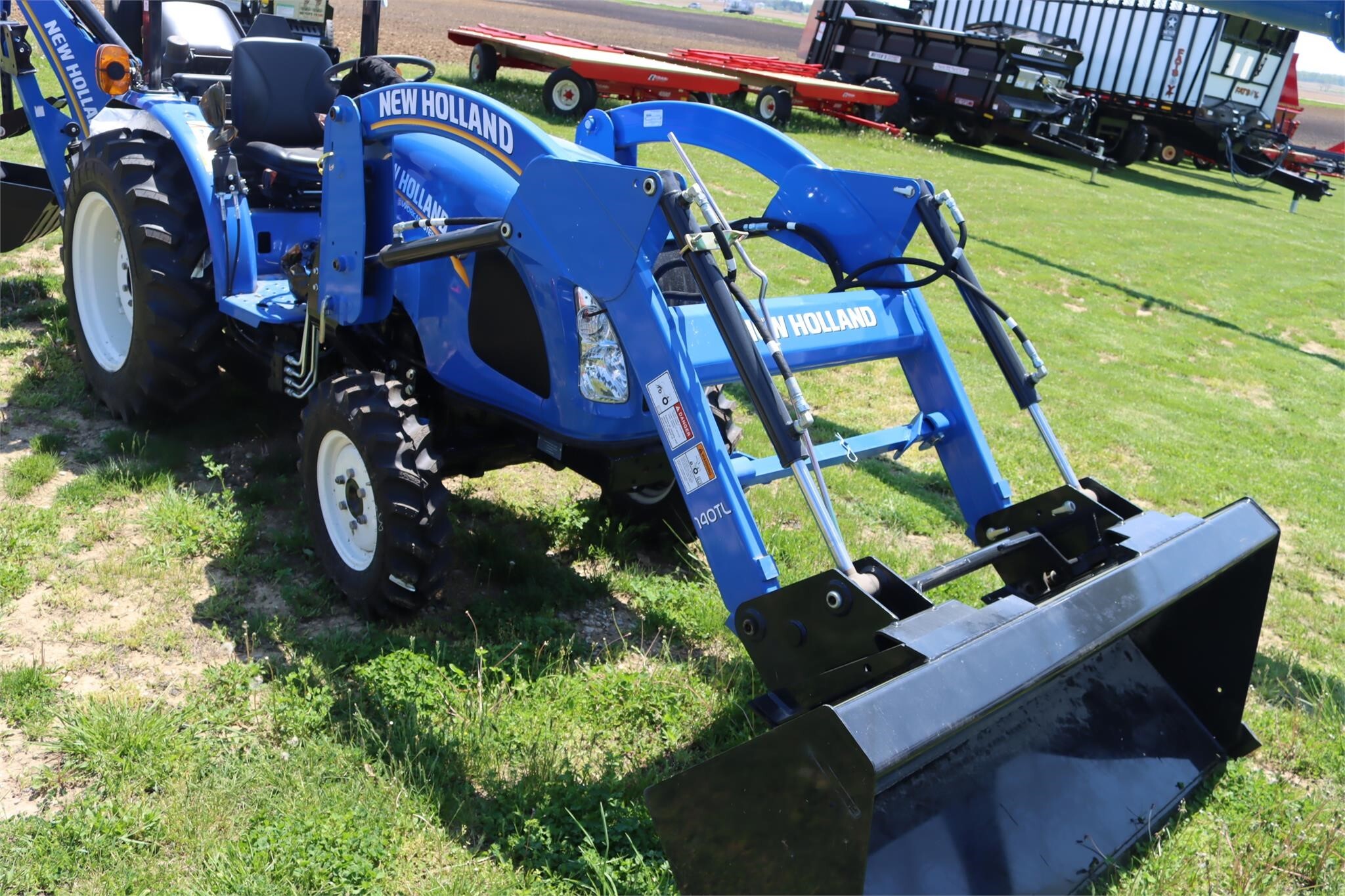  New Holland Workmaster 35 Tractor