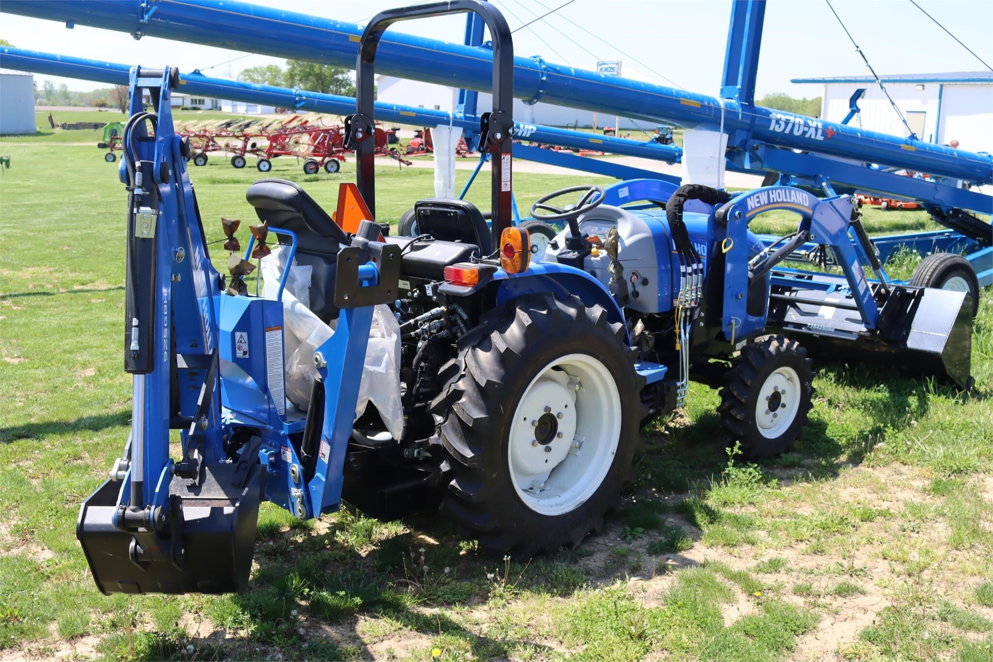  New Holland Workmaster 35 Tractor