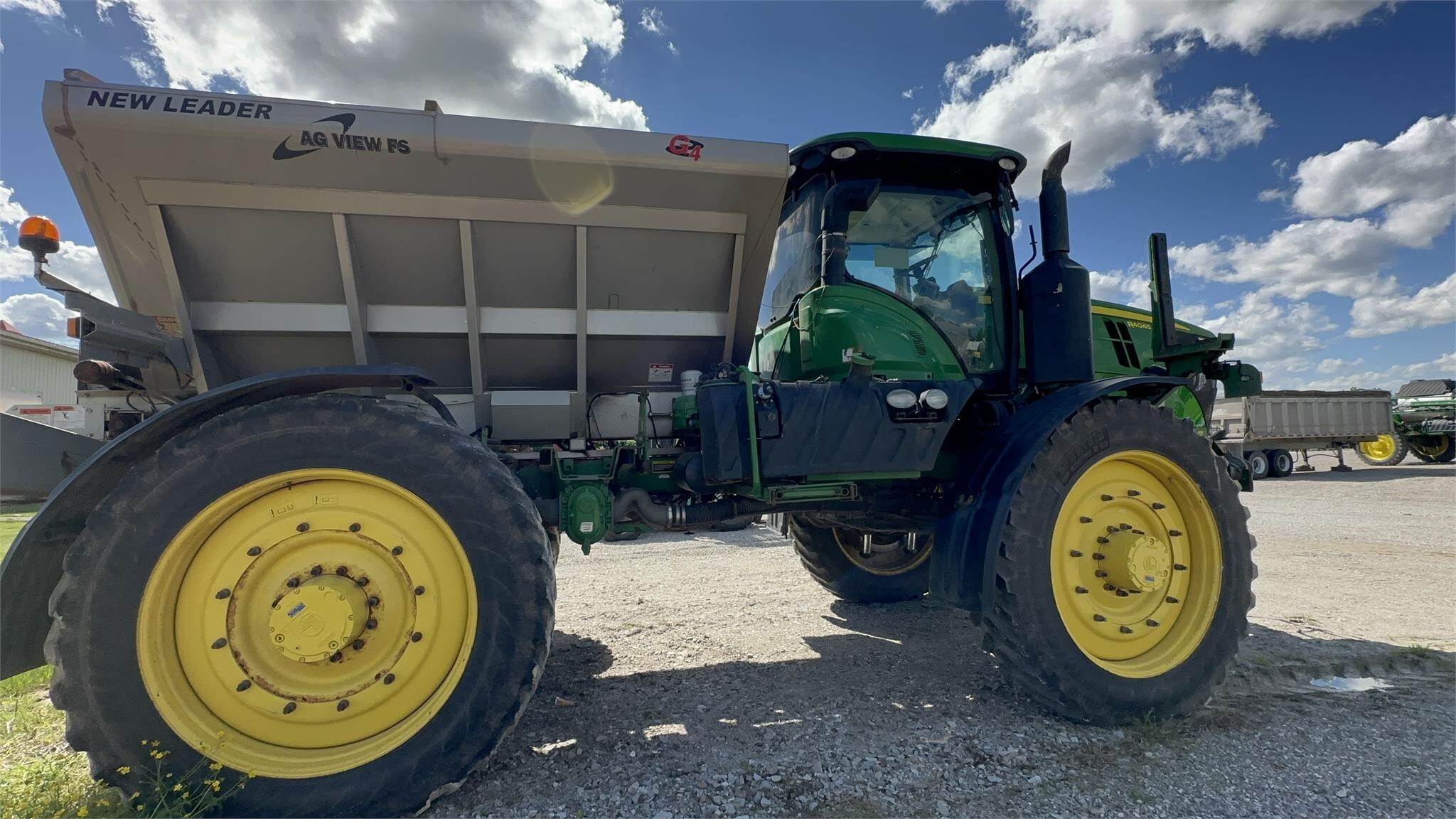 2016 John Deere R4045 Self-Propelled Sprayer