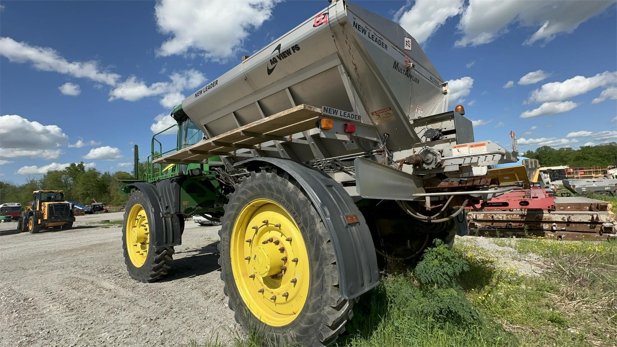2016 John Deere R4045 Self-Propelled Sprayer