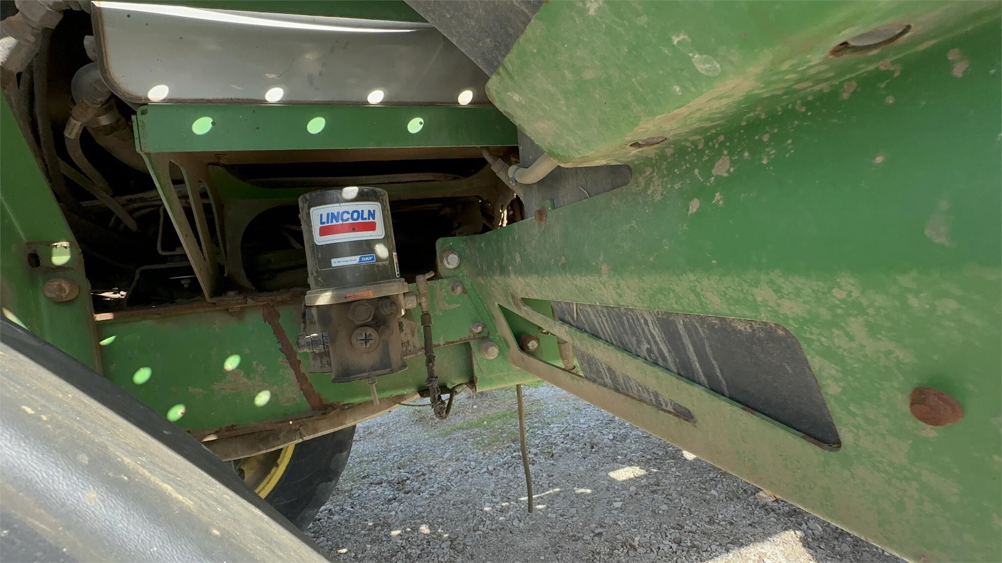 2016 John Deere R4045 Self-Propelled Sprayer