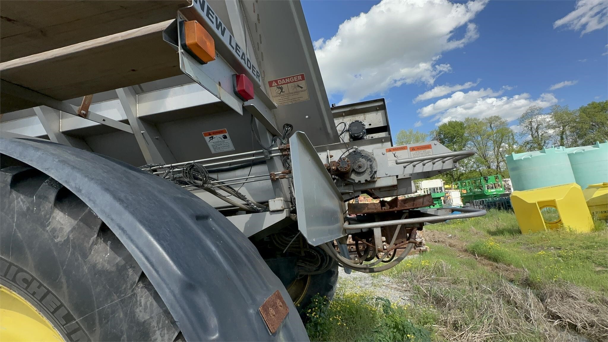 2016 John Deere R4045 Self-Propelled Sprayer