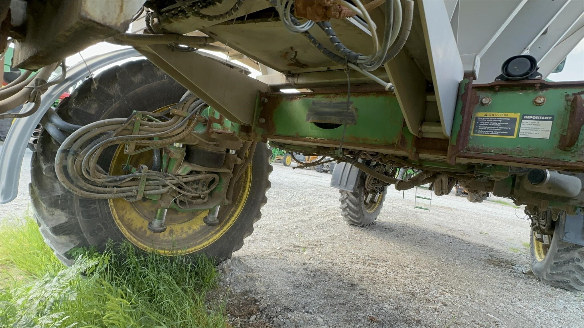 2016 John Deere R4045 Self-Propelled Sprayer