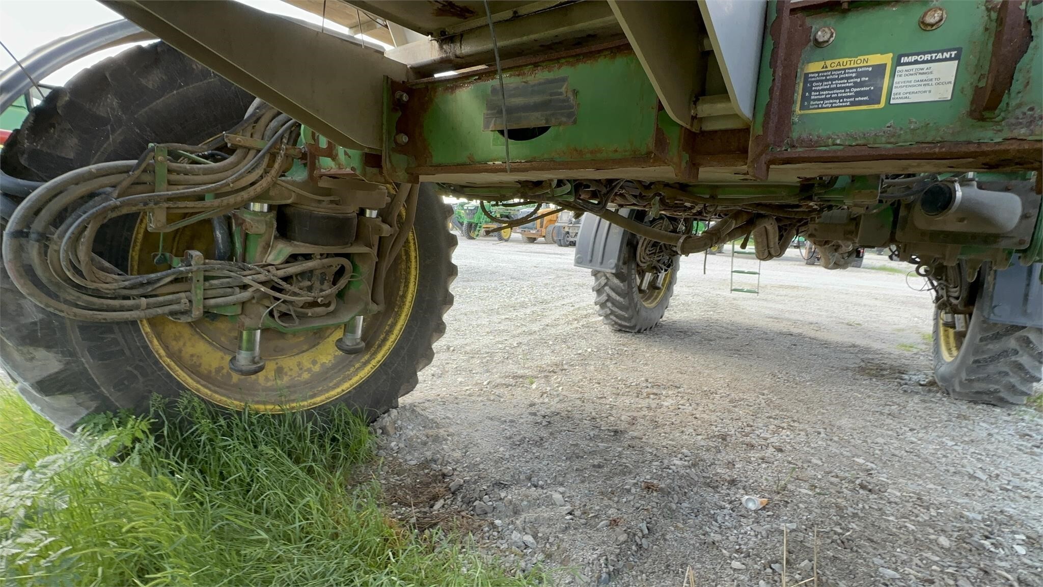 2016 John Deere R4045 Self-Propelled Sprayer