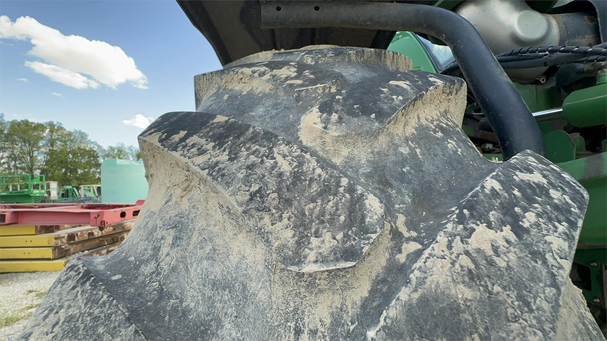 2016 John Deere R4045 Self-Propelled Sprayer