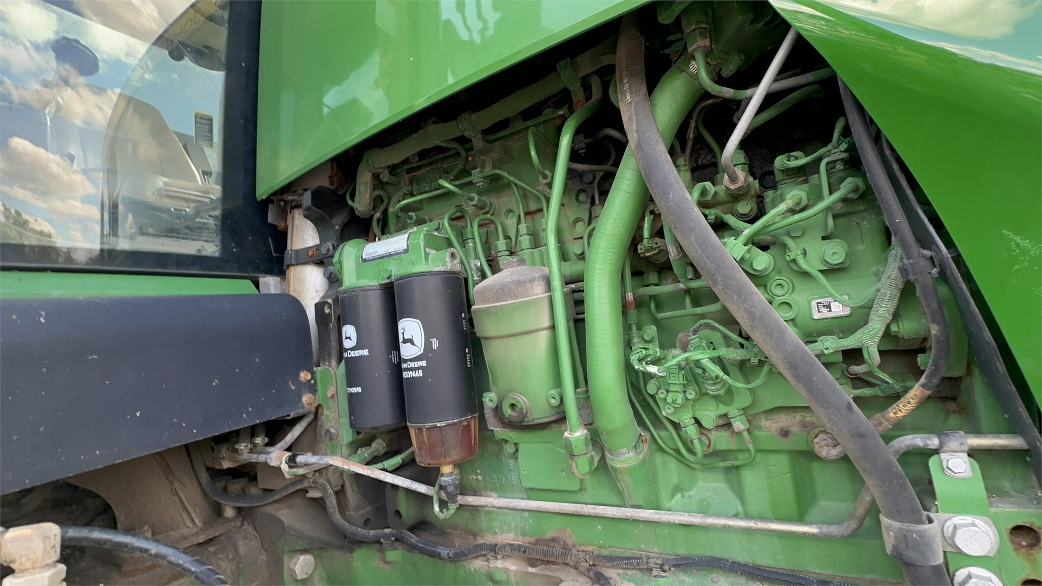 2016 John Deere R4045 Self-Propelled Sprayer