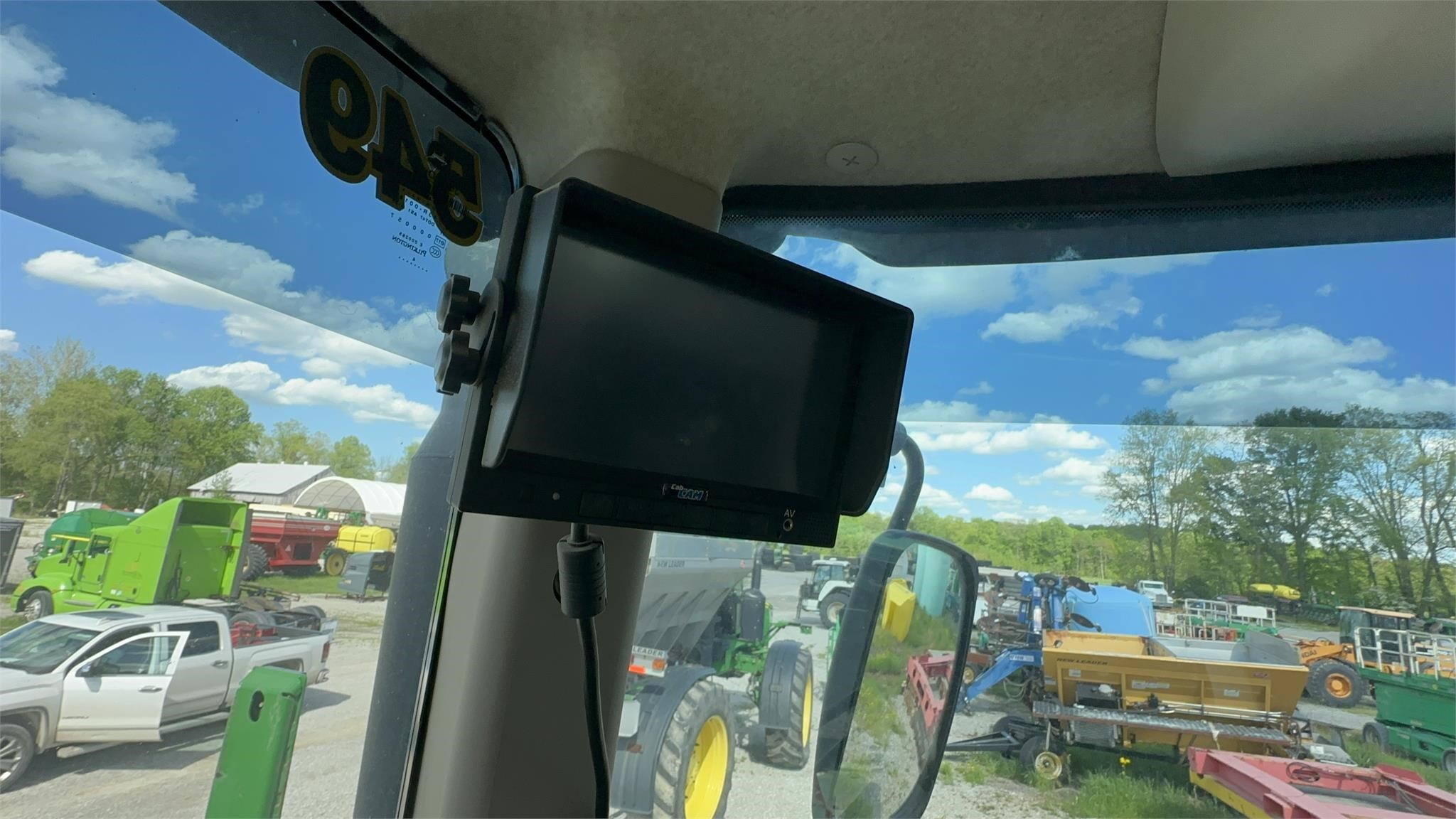 2016 John Deere R4045 Self-Propelled Sprayer