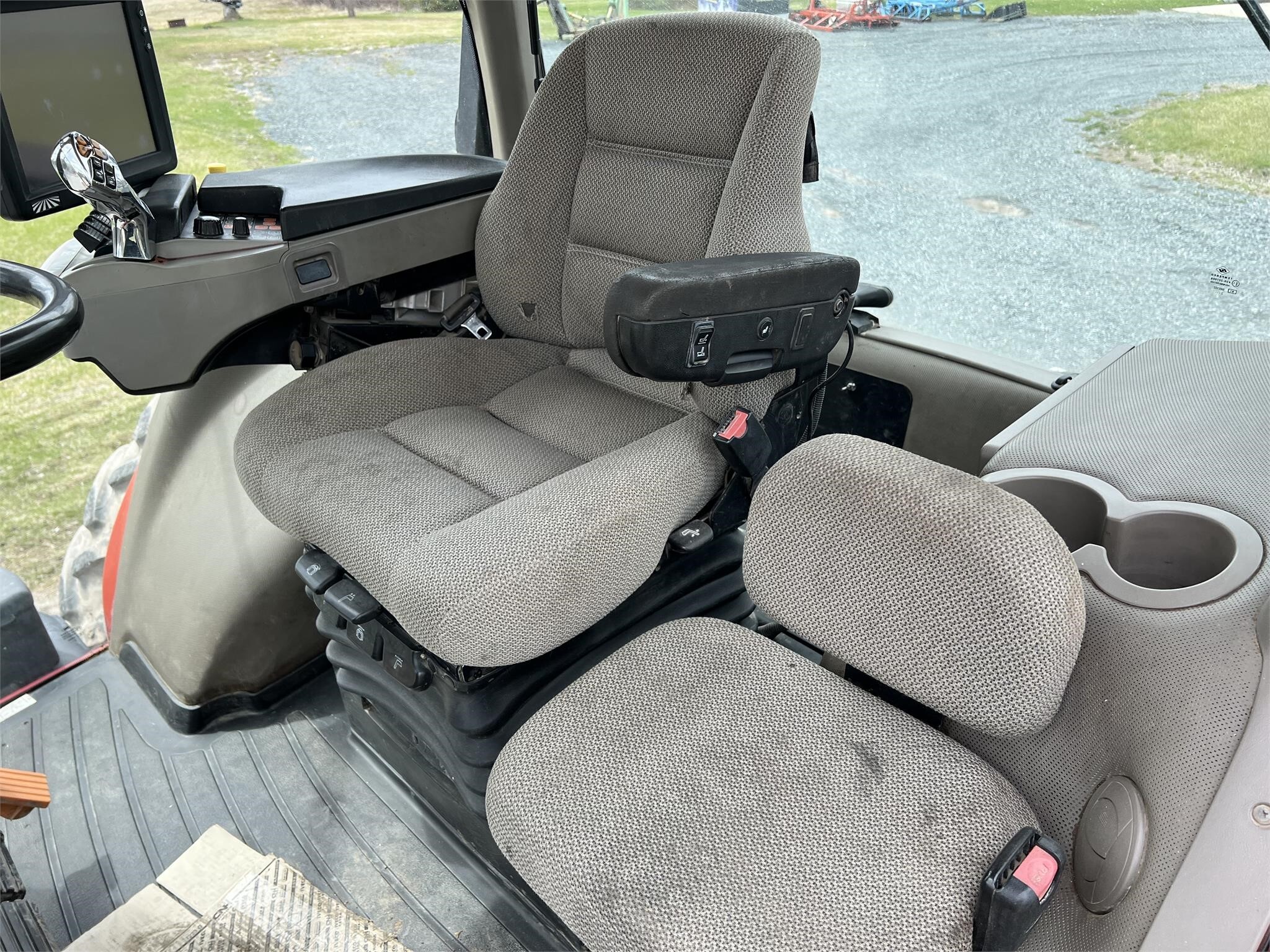 2013 Case IH Magnum 260 Tractor