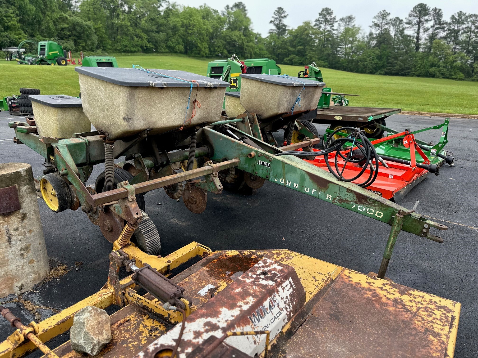 1988 John Deere 7000 Planter