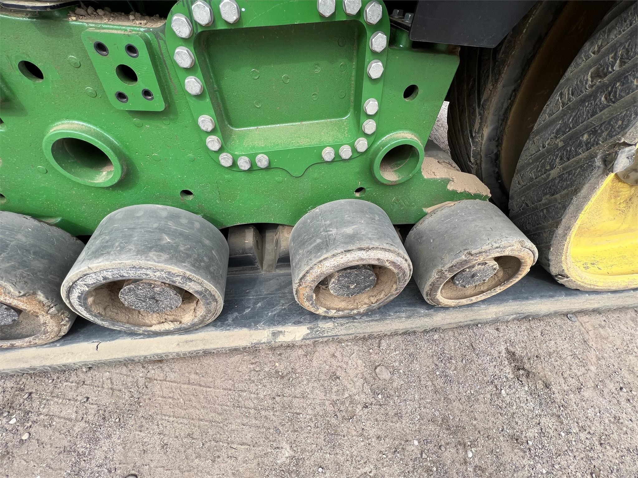 2018 John Deere 9570RT Tractor