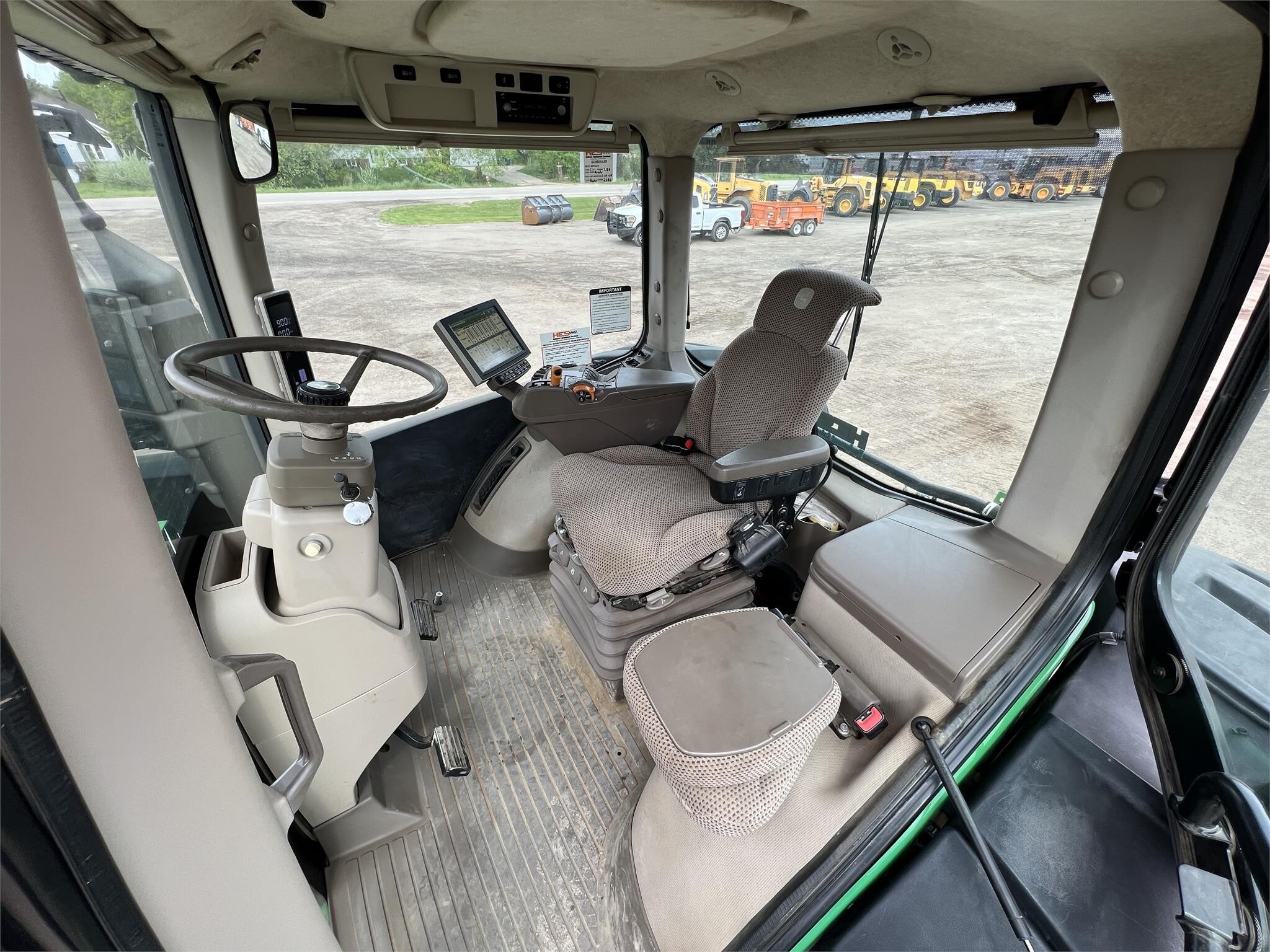 2018 John Deere 9570RT Tractor