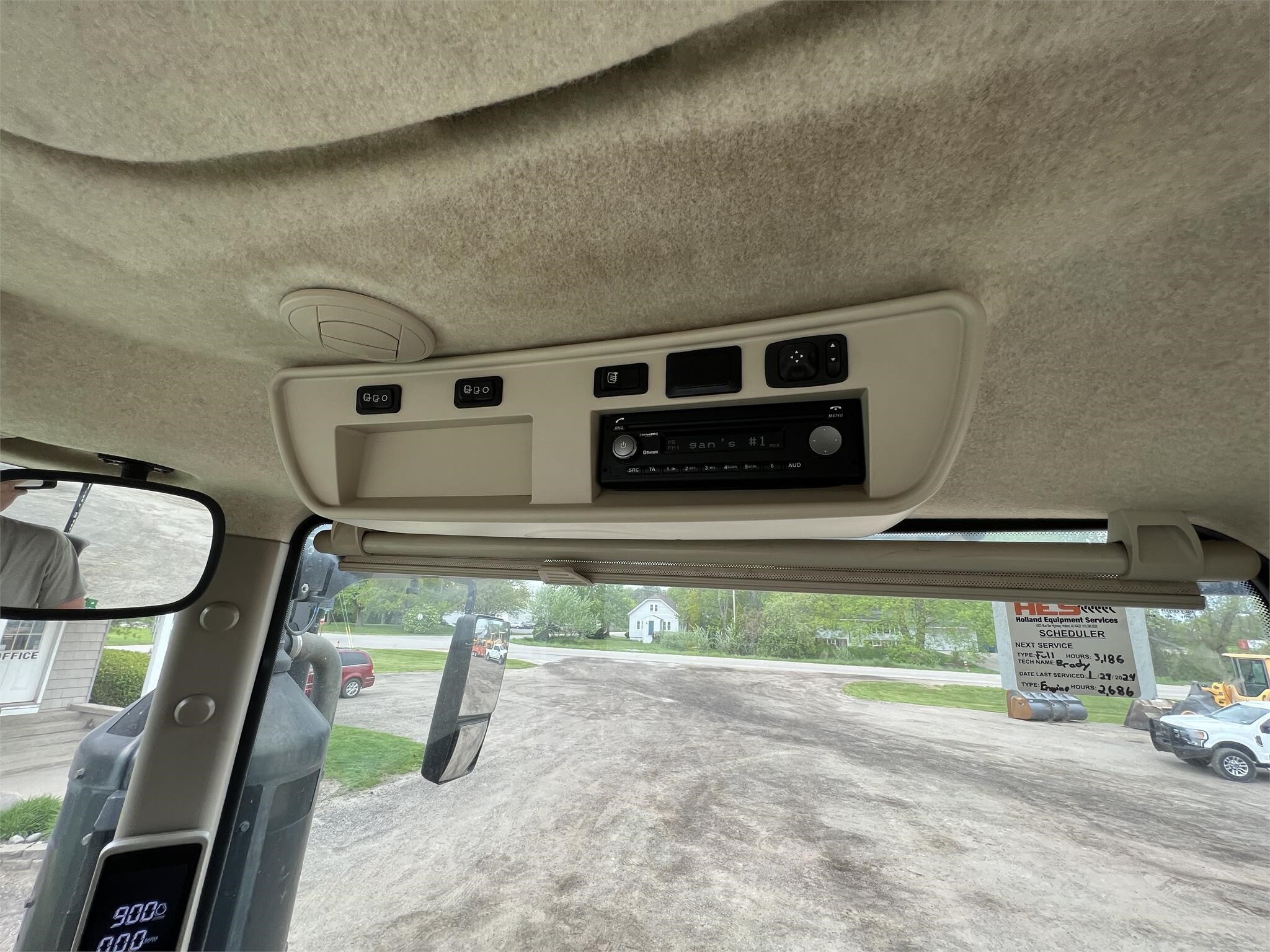 2018 John Deere 9570RT Tractor