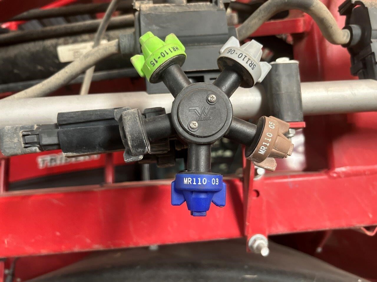 2021 Case IH TRIDENT 5550 Self-Propelled Sprayer