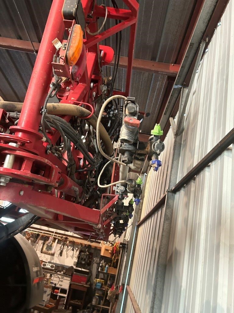 2021 Case IH TRIDENT 5550 Self-Propelled Sprayer