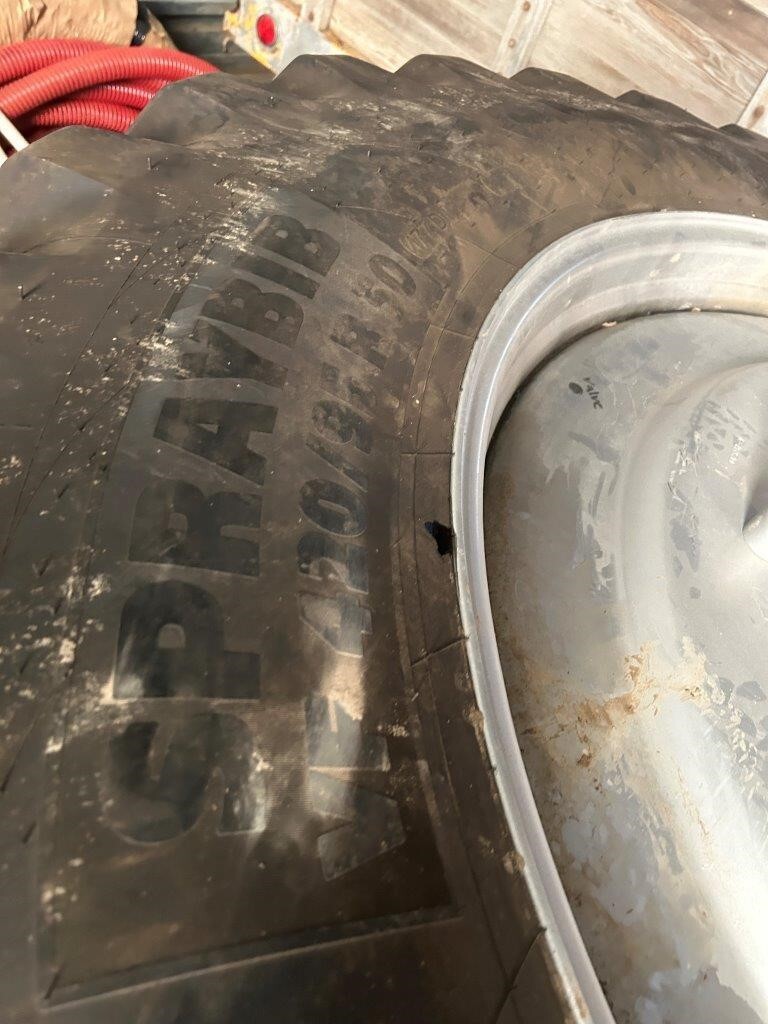 2021 Case IH TRIDENT 5550 Self-Propelled Sprayer