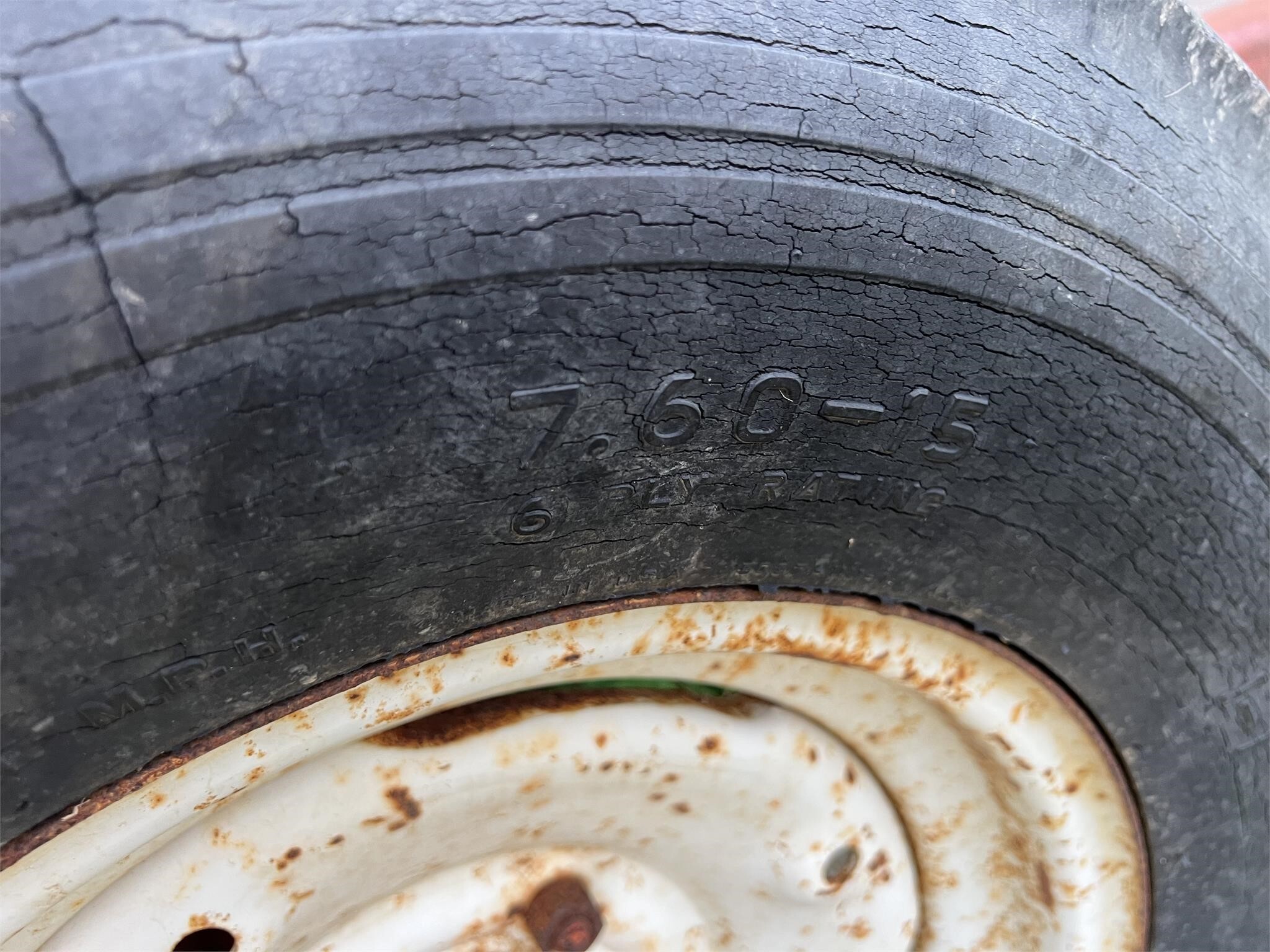  Donahue 821 Flatbed Trucks/Trailer