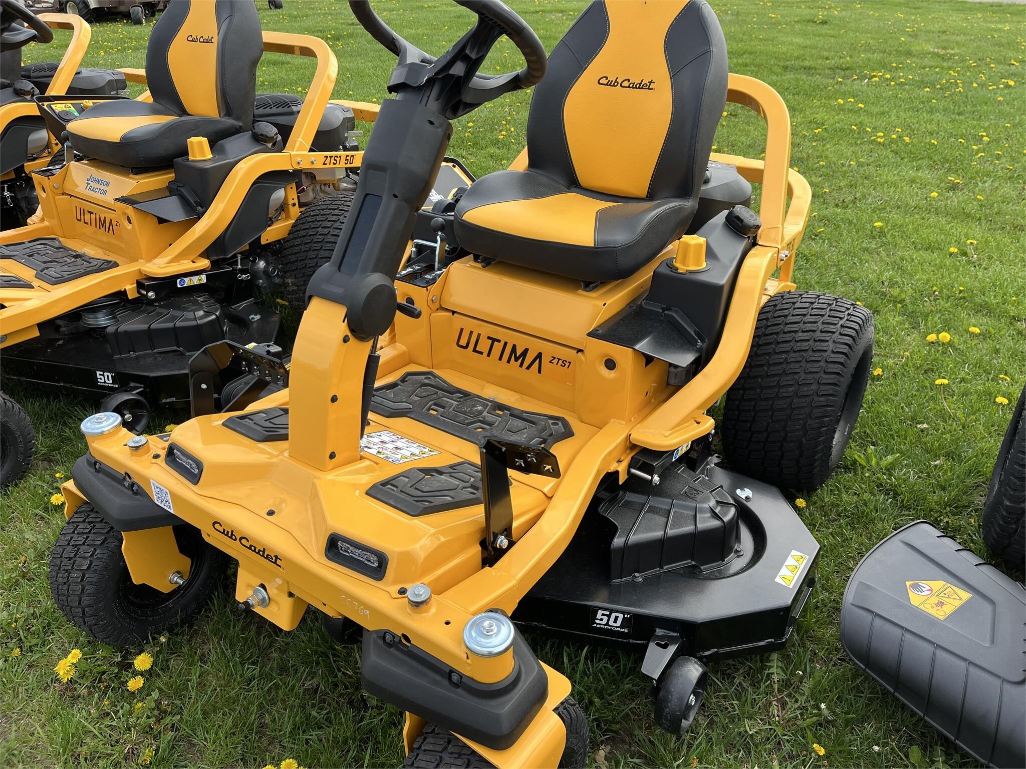 2024 Cub Cadet ULTIMA ZTS1 50 Lawn Mower