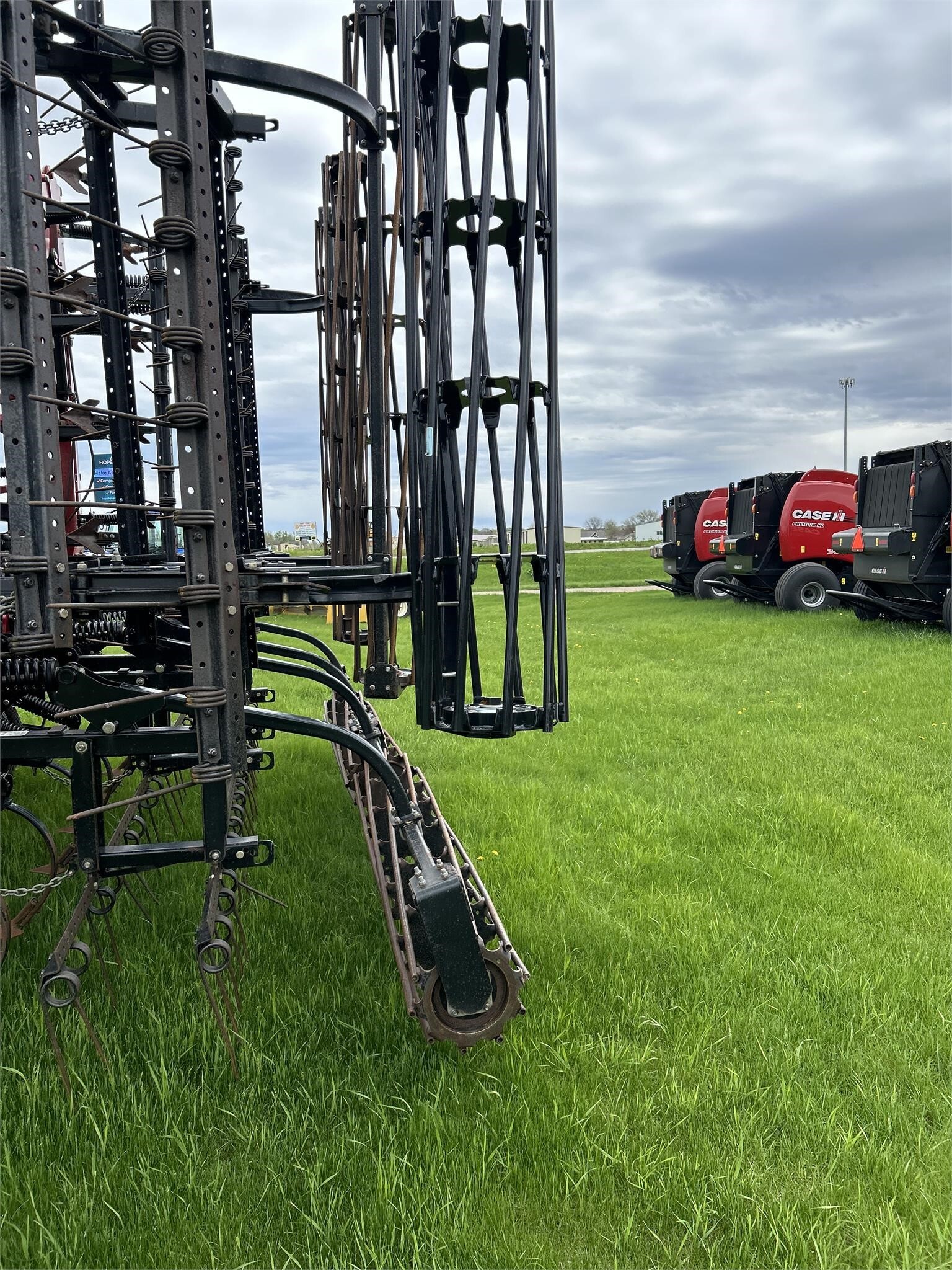 2012 Case IH Tigermate 200 Field Cultivator
