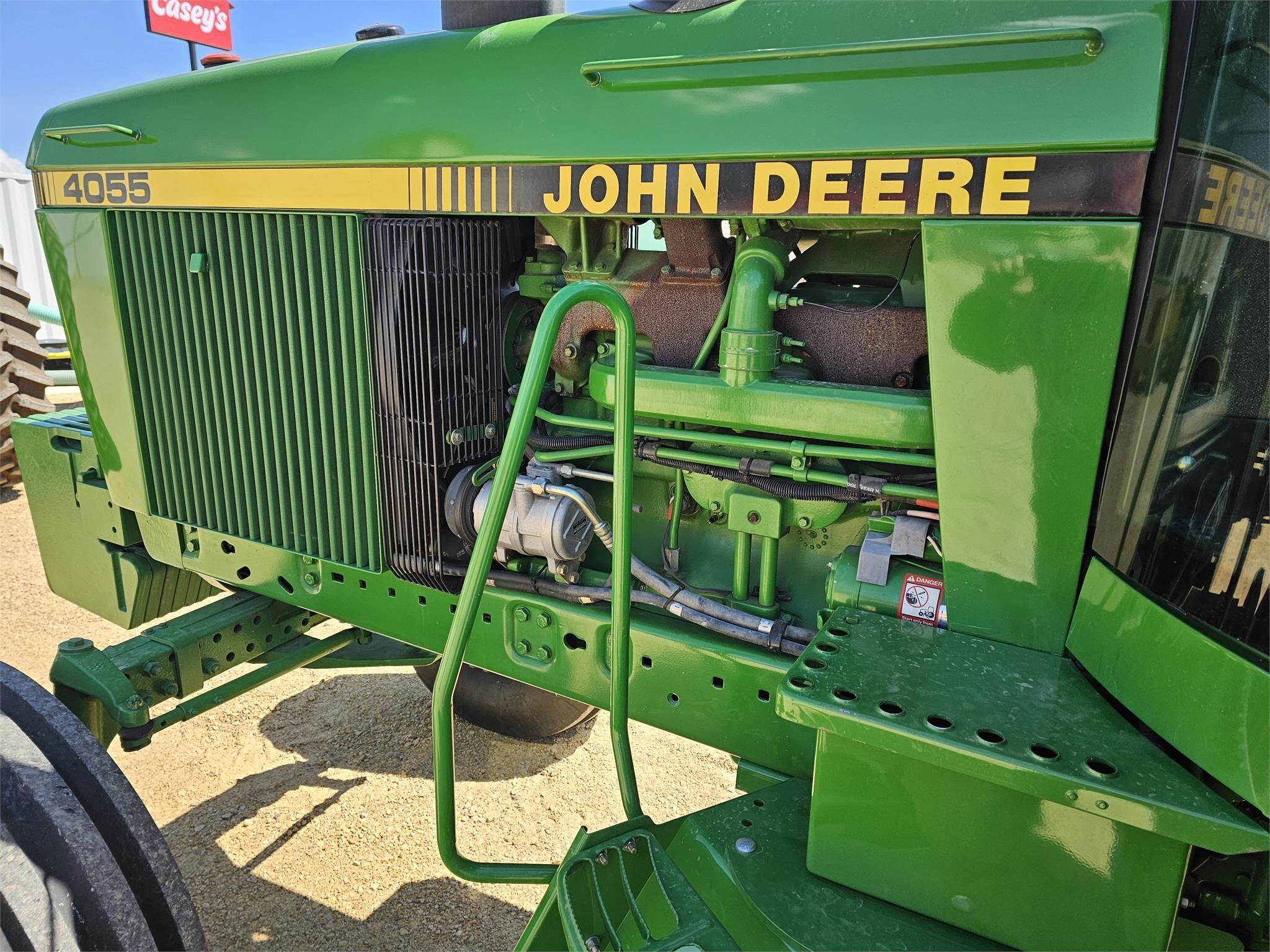 1991 John Deere 4055 Tractor - $195,000 | Machinery Pete