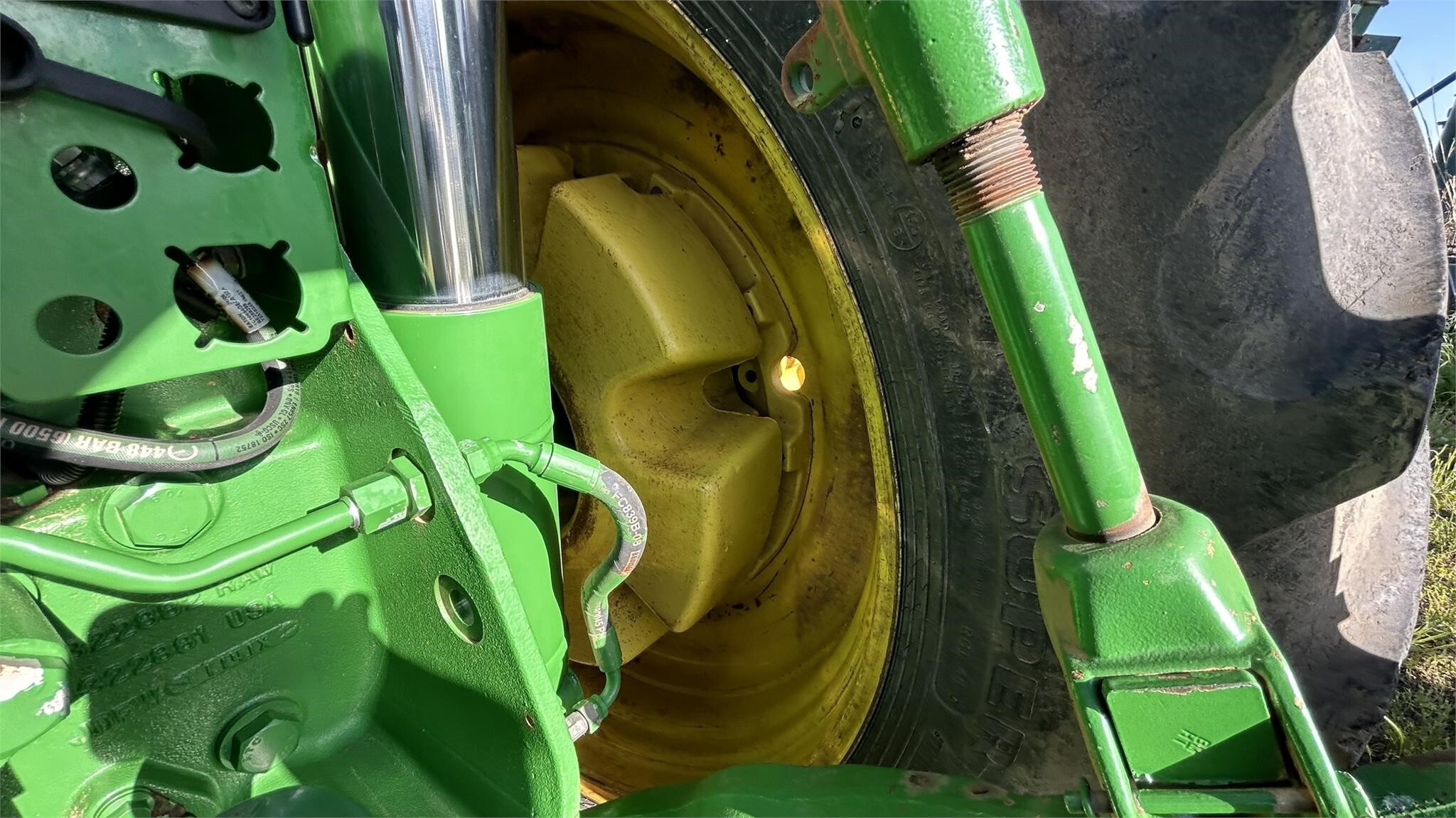 2012 John Deere 8335R Tractor
