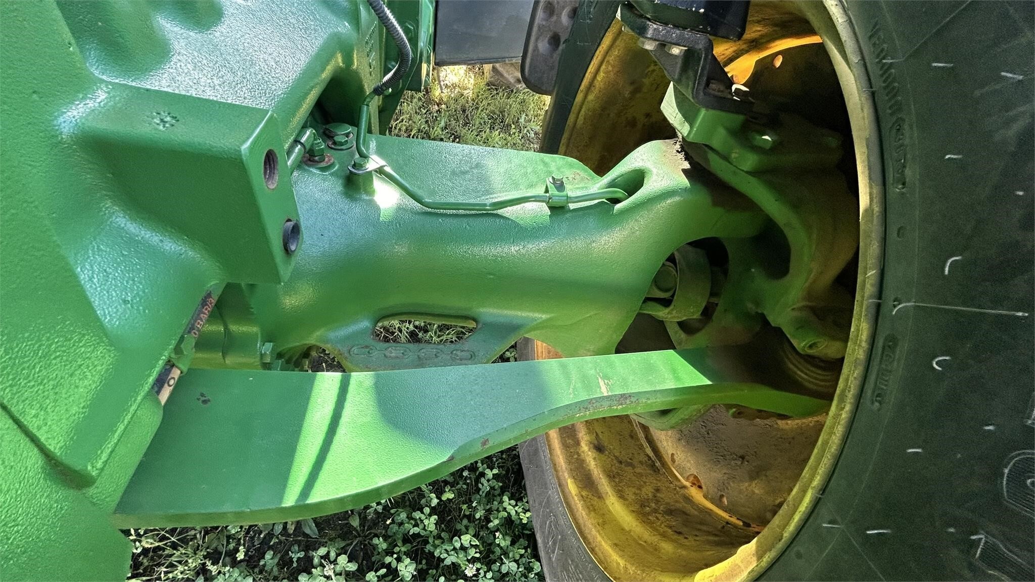 2012 John Deere 8335R Tractor