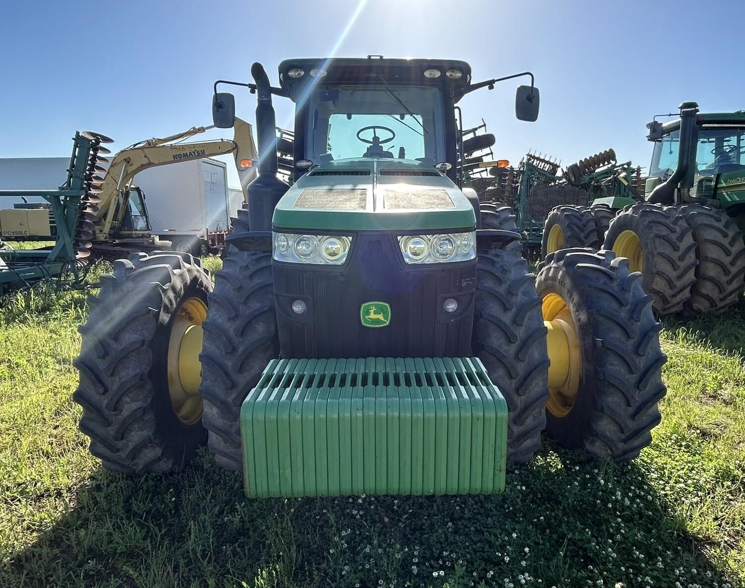 2012 John Deere 8335R Tractor