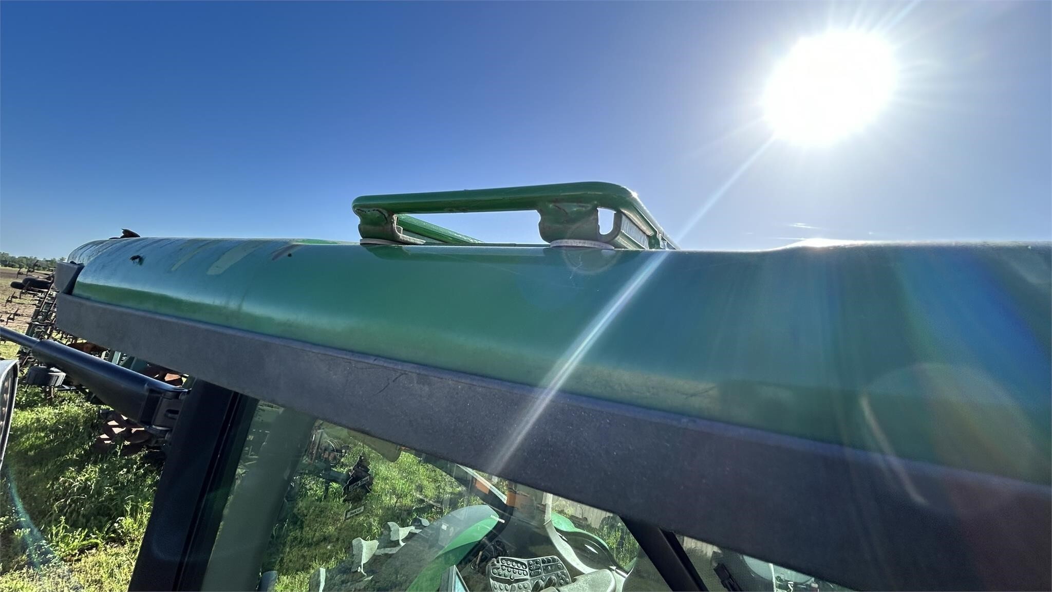 2012 John Deere 8335R Tractor