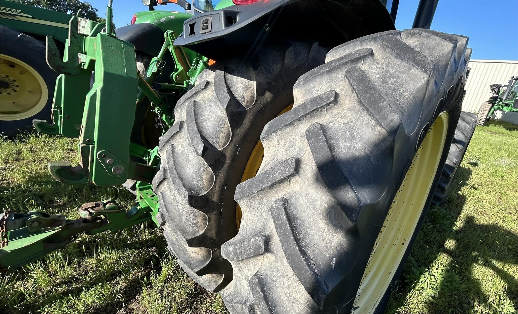 2012 John Deere 8335R Tractor