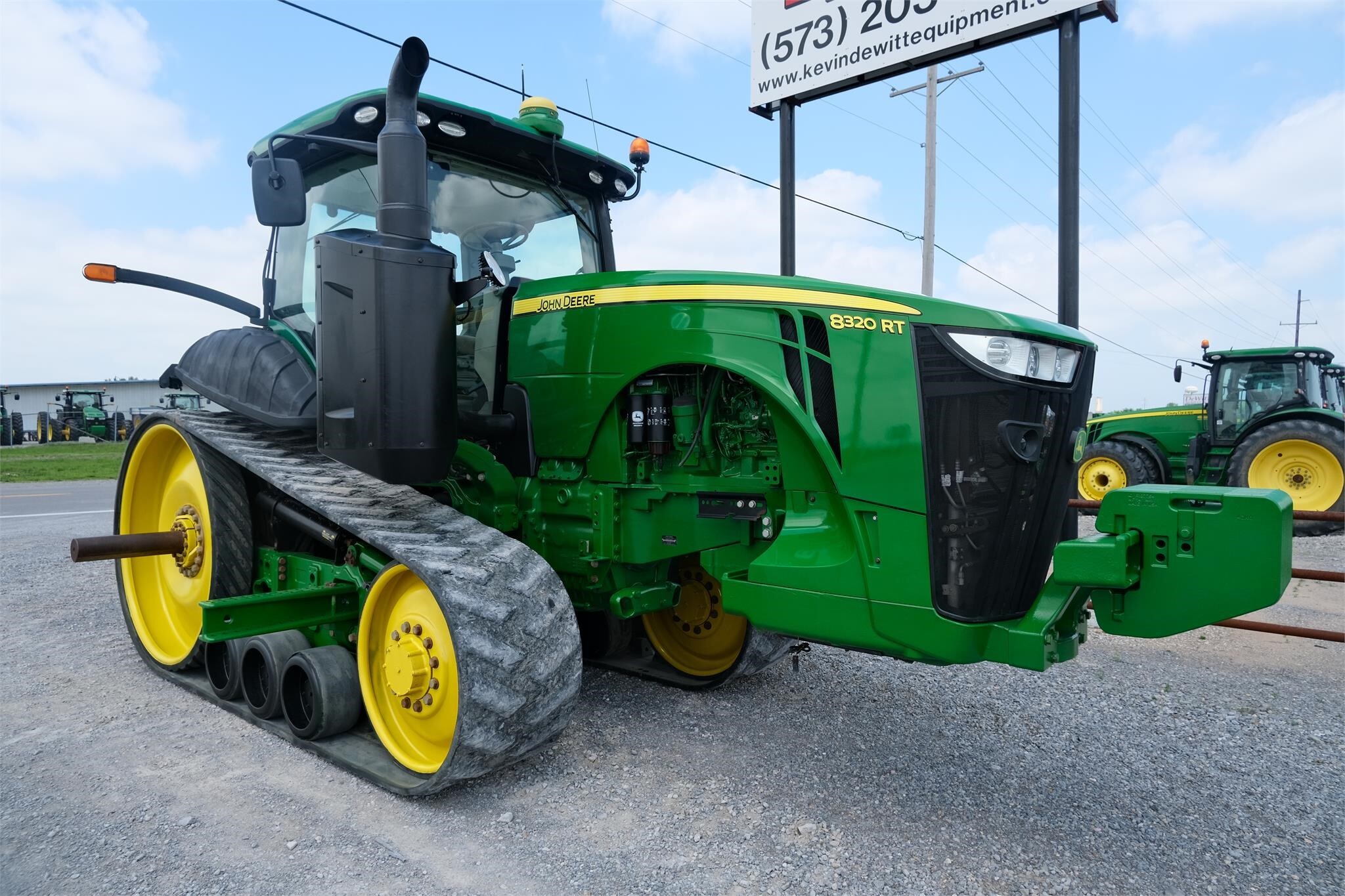 2015 John Deere 8320RT Tractor