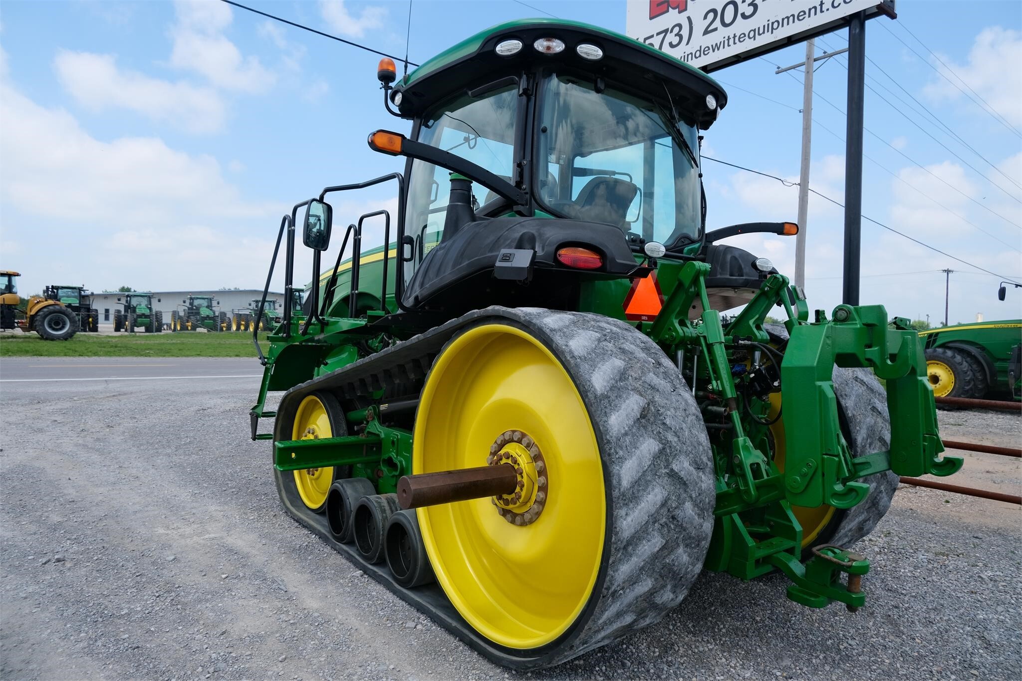 2015 John Deere 8320RT Tractor