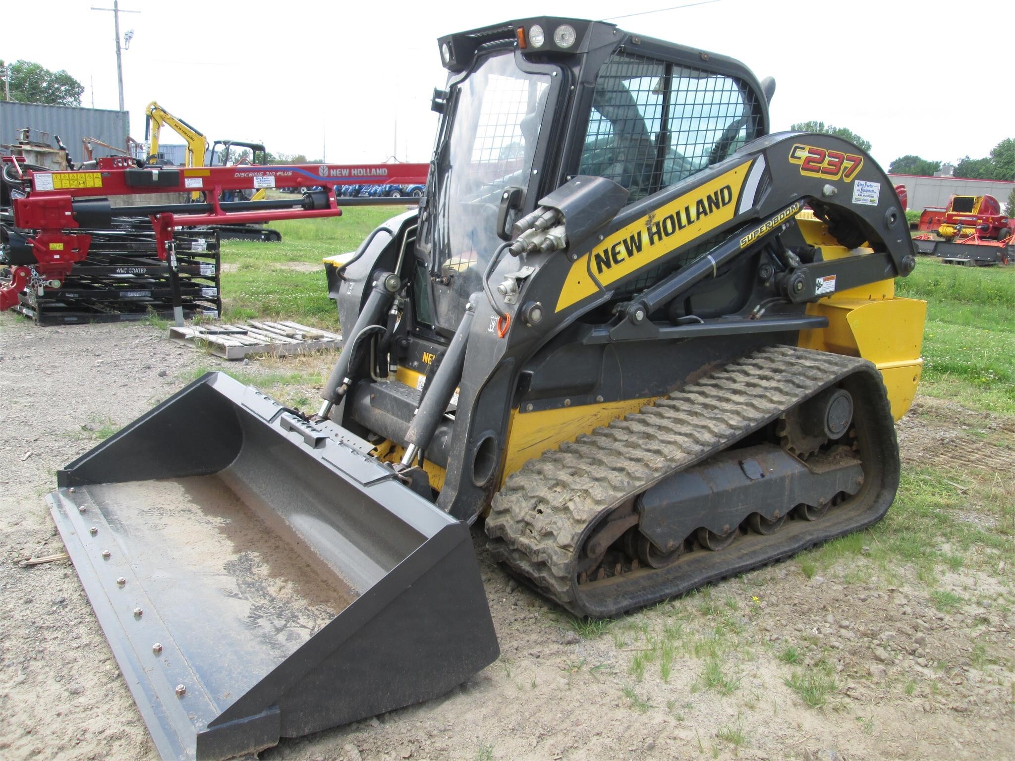 2019 New Holland C237 Skid Steer