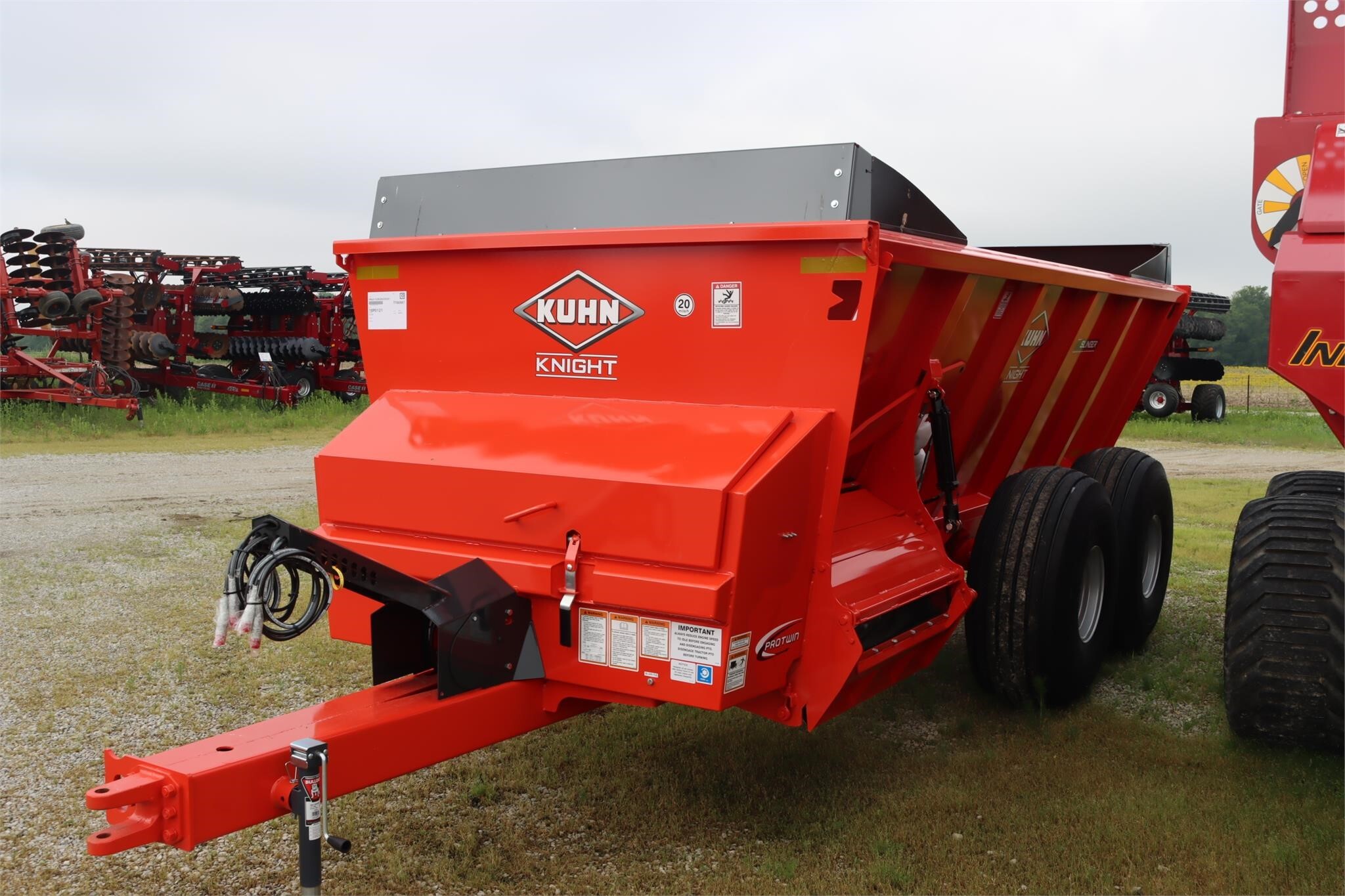  Kuhn Knight SL 124 Manure Spreader