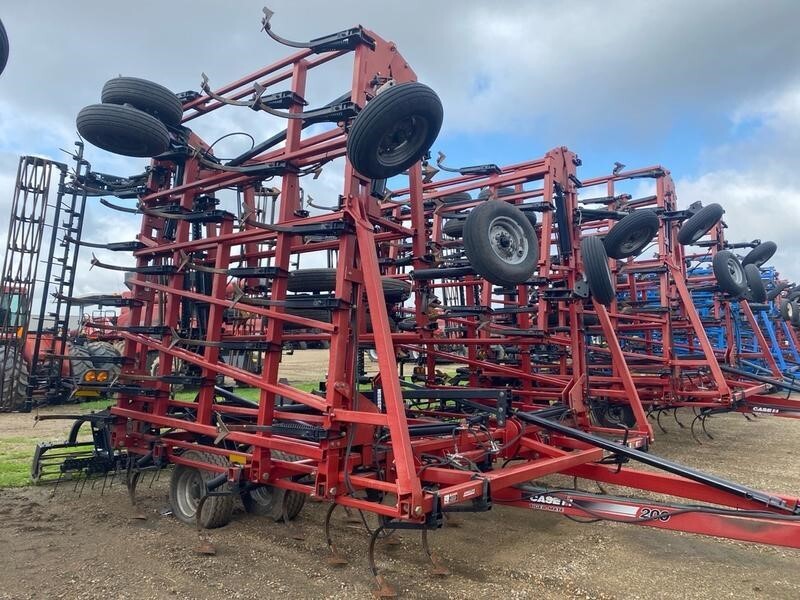 2012 Case IH Tigermate 200 Field Cultivator