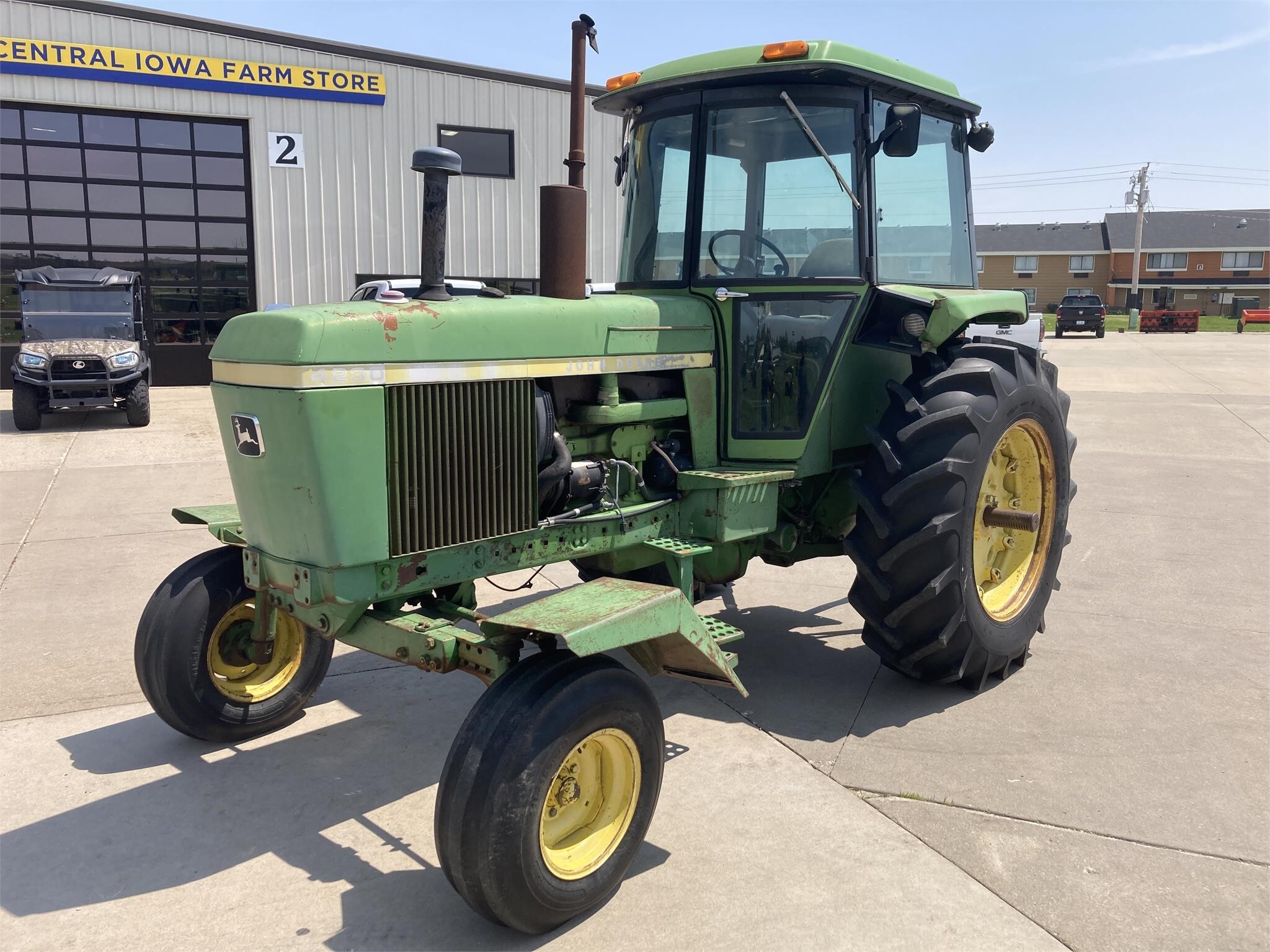  John Deere 4230H Tractor